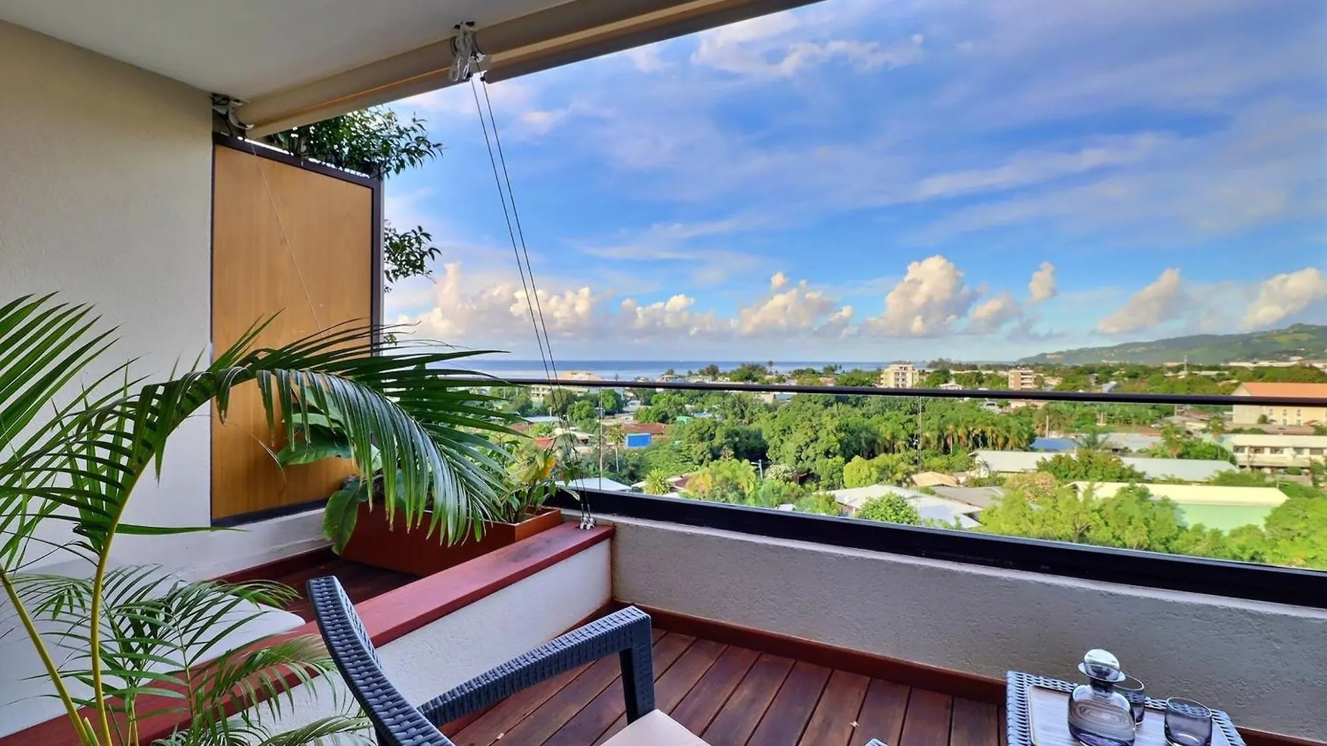 Mahana Suite City Center & Luxury Papeete