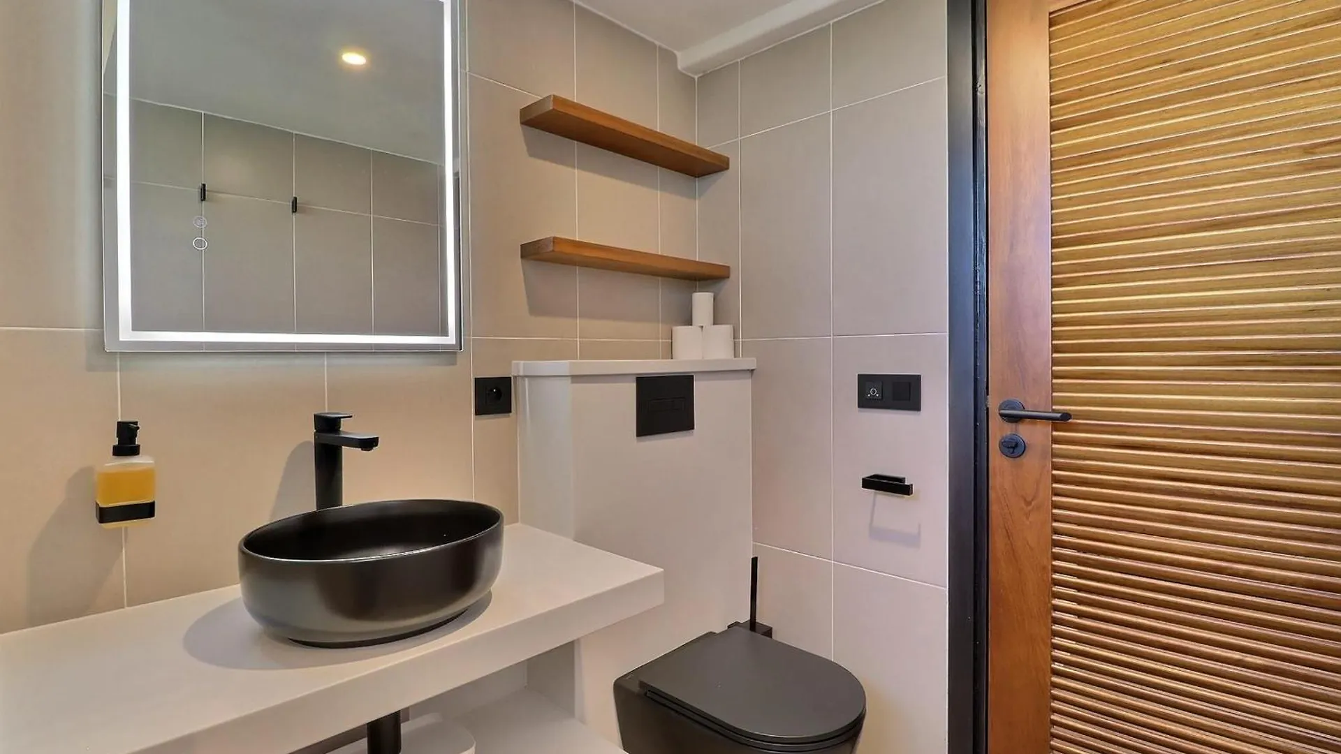 Apartment Mahana Suite City Center & Luxury Papeete  French Polynesia